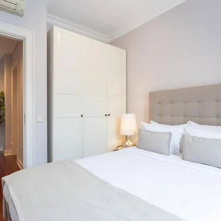 Living Chiado Apartamento Lisboa